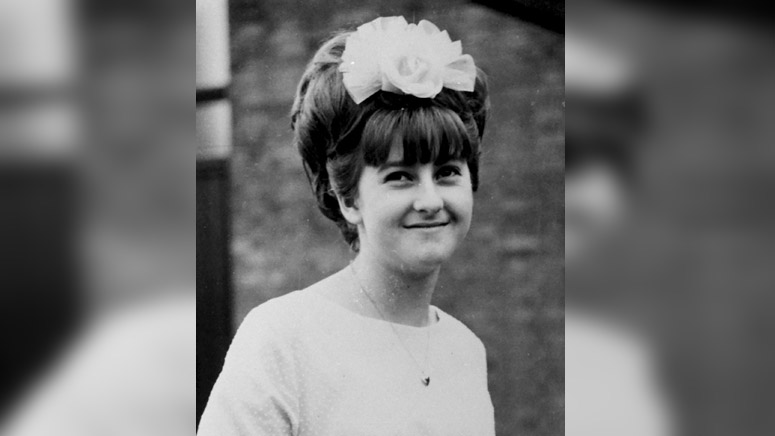 Police search café for possible victim of serial killer - Police search café for possible victim of serial killer