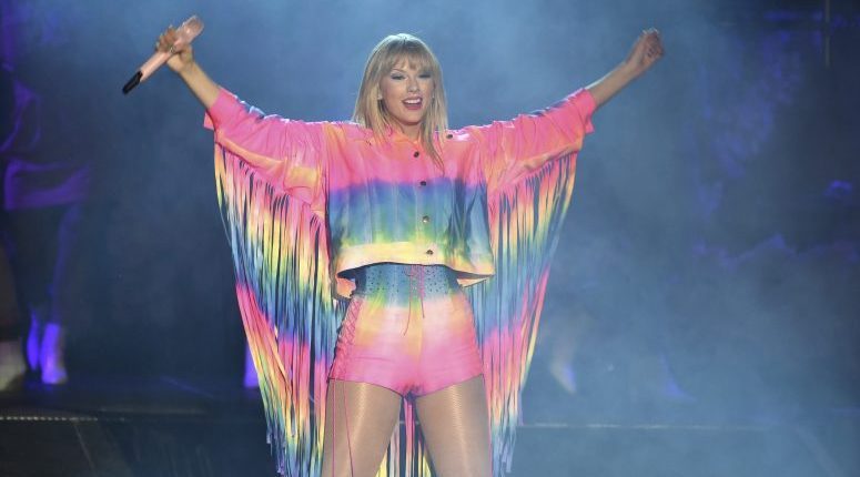 Taylor Swift's new 'Lover Fest' includes 2 nights at Gillette - Boston News, Weather, | WHDH 7News