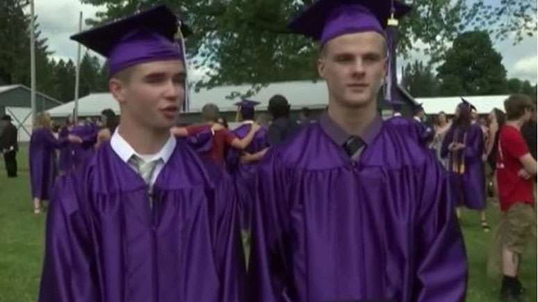 9 sets of twins graduate from NY high school - Boston News, Weather ...