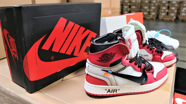 Off white air jordan best sale 1 replica