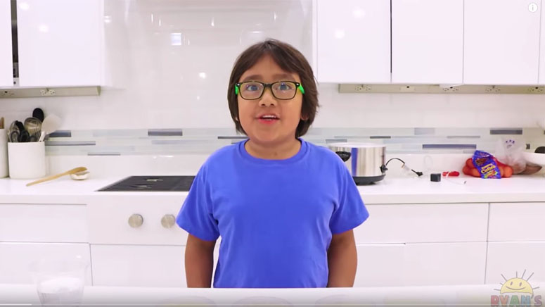 8 Year Old Tops Youtube List Of High Earners With 26 Million Boston News Weather Sports Whdh 7news
