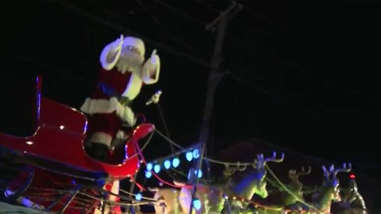 Lynn Ma Christmas Parade 2022 Crowds Come Out For Annual Christmas Parade In Lynn – Boston News, Weather,  Sports | Whdh 7News