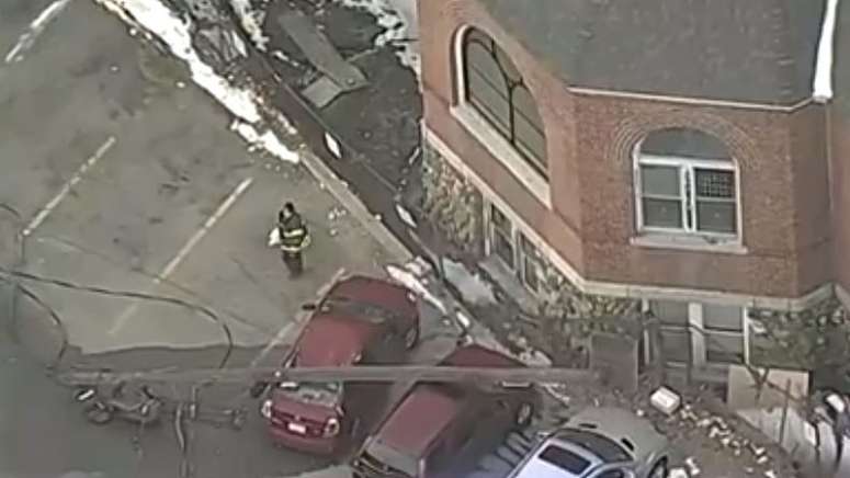 Pole crashes down onto parked cars in Waltham church parking lot ...