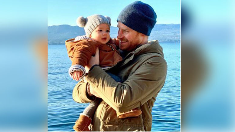 Prince Harry And Meghan Markle Share Cute New Photo Of Baby Archie Boston News Weather Sports Whdh 7news Prince Harry And Meghan Markle Share Cute New Photo Of Baby Archie Boston News Weather Sports Whdh 7news
