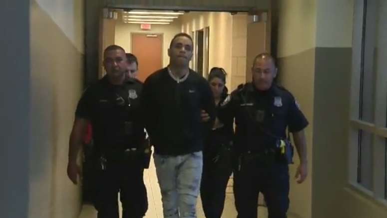 Man arrested in San Antonio bar shooting argues self-defense - Boston ...