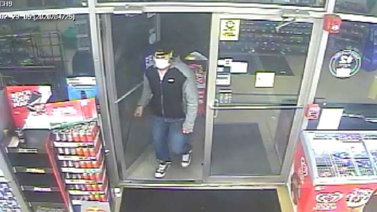 Seekonk police seek man who robbed convenience store at gunpoint ...