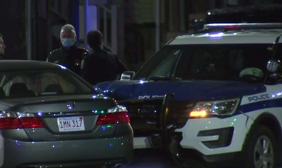 Police cruiser involved in crash while responding to shooting in South ...