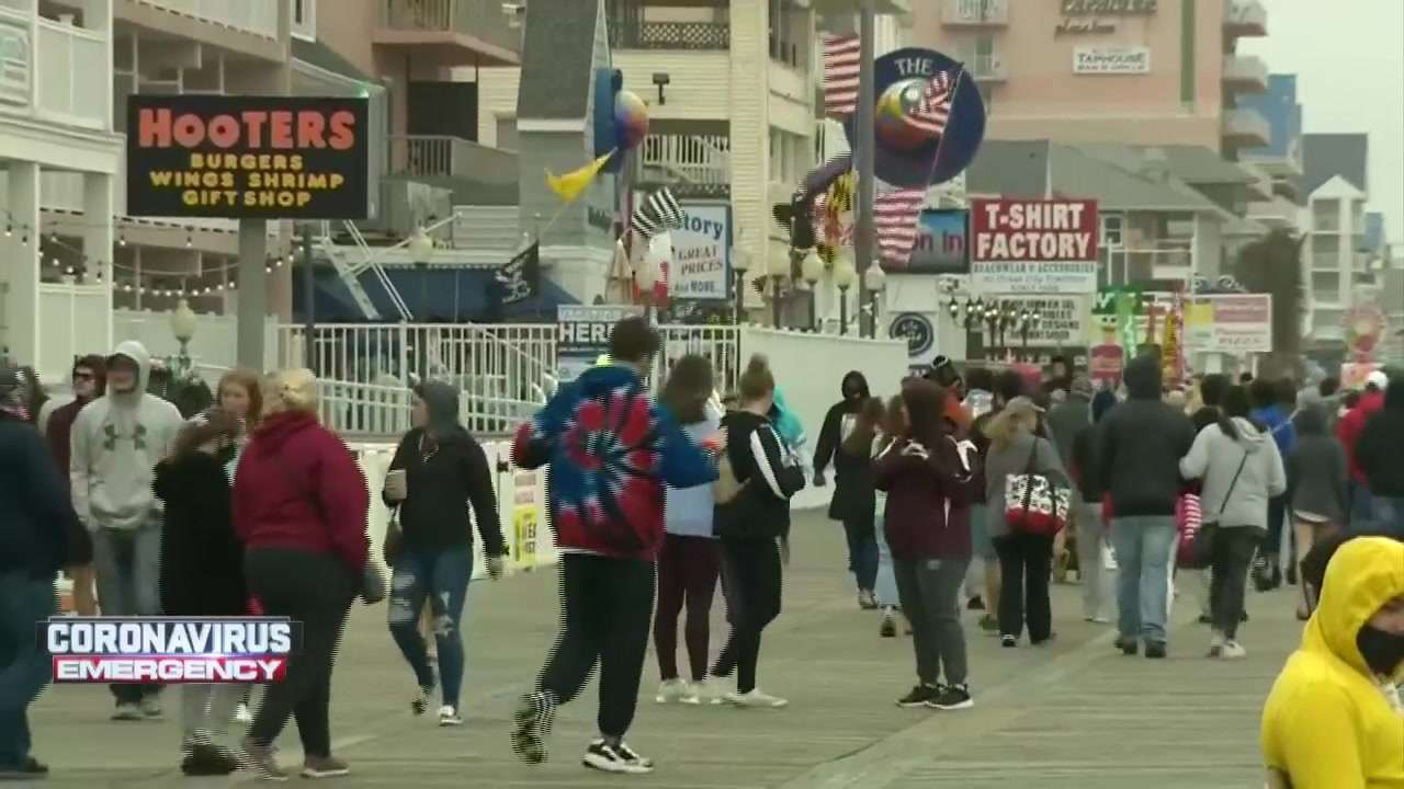 Memorial Day weekend draws crowds and triggers warnings - Boston News ...