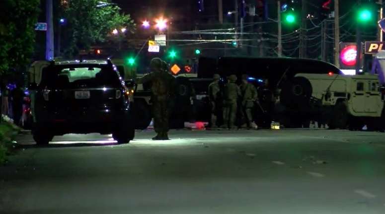 Louisville police chief fired in aftermath of fatal shooting - Boston ...