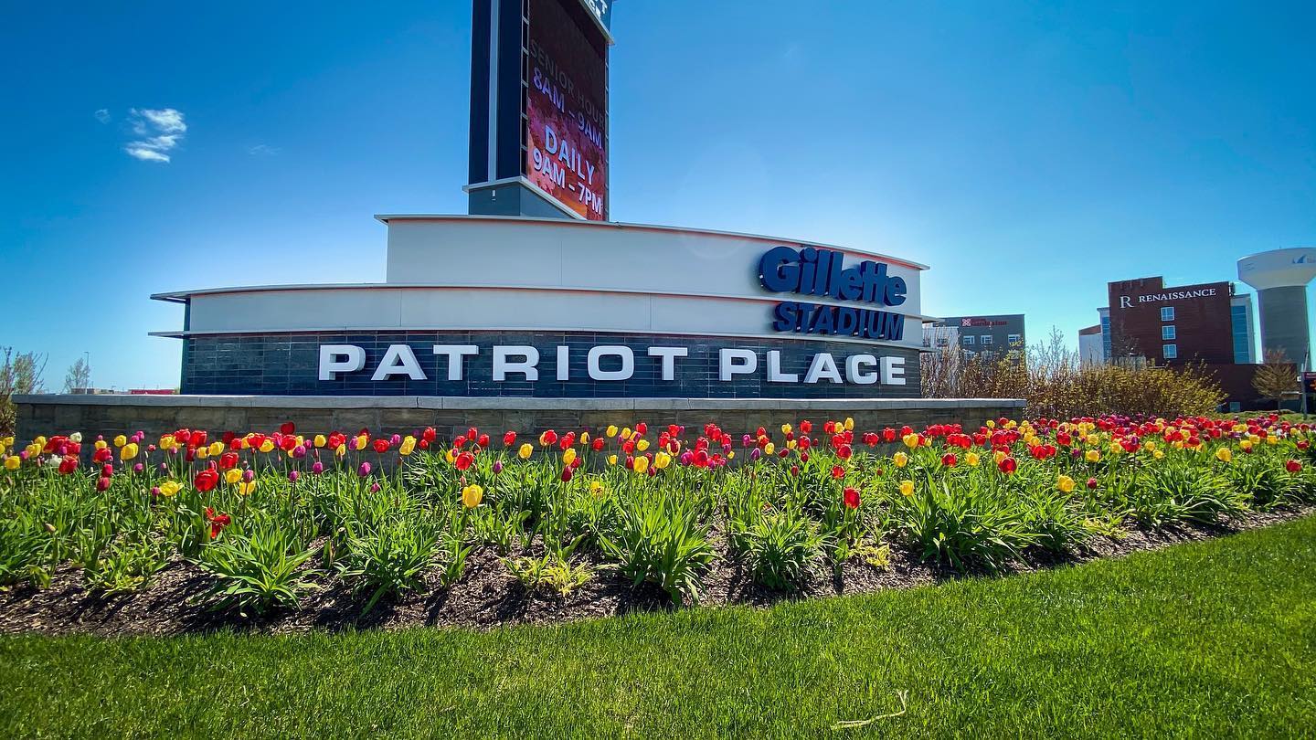 Retail and restaurants back open at Patriot Place under Phase 2