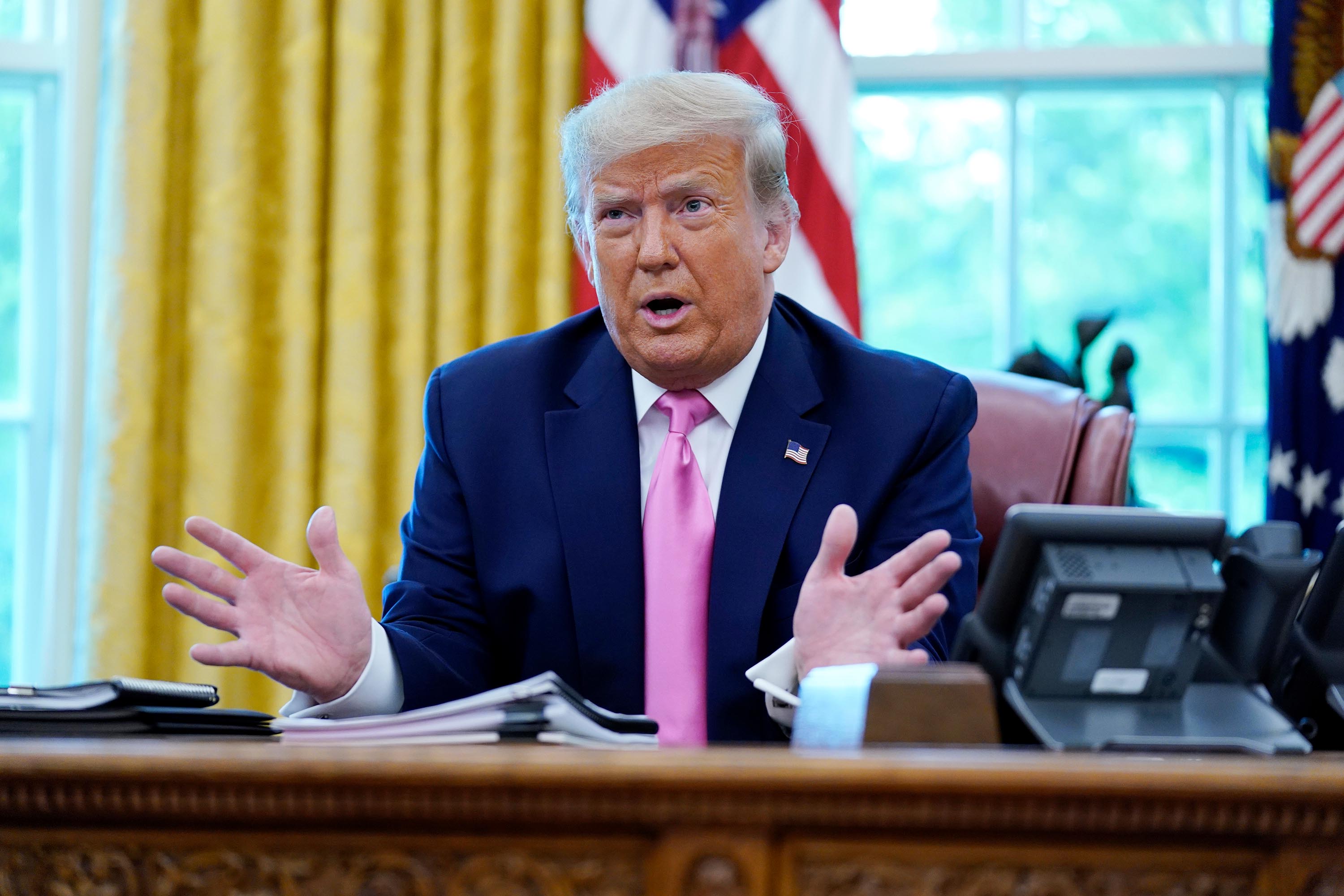 Recovering From Virus Trump Goes To Oval Office Boston News Weather Sports Whdh 7news