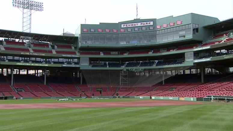 8 high school football teams to play Thanksgiving games at Fenway Park -  Boston News, Weather, Sports