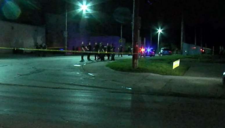 Shooting leaves Cleveland officer dead; suspects sought - Boston News ...