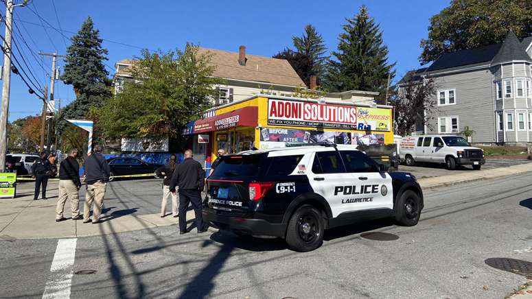 Police searching for suspects after Lawrence store clerk shot during ...