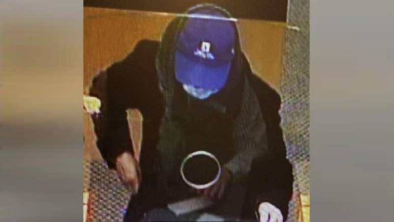 Police asking for public’s help identifying Brookline bank robber ...
