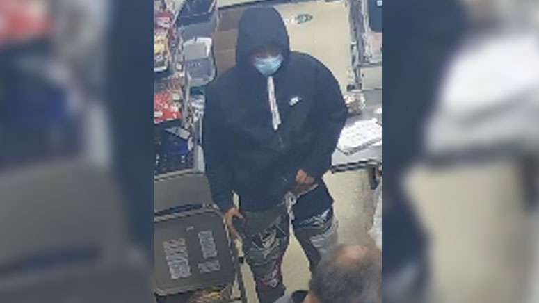 Police searching for man accused of robbing Quincy convenience store at ...