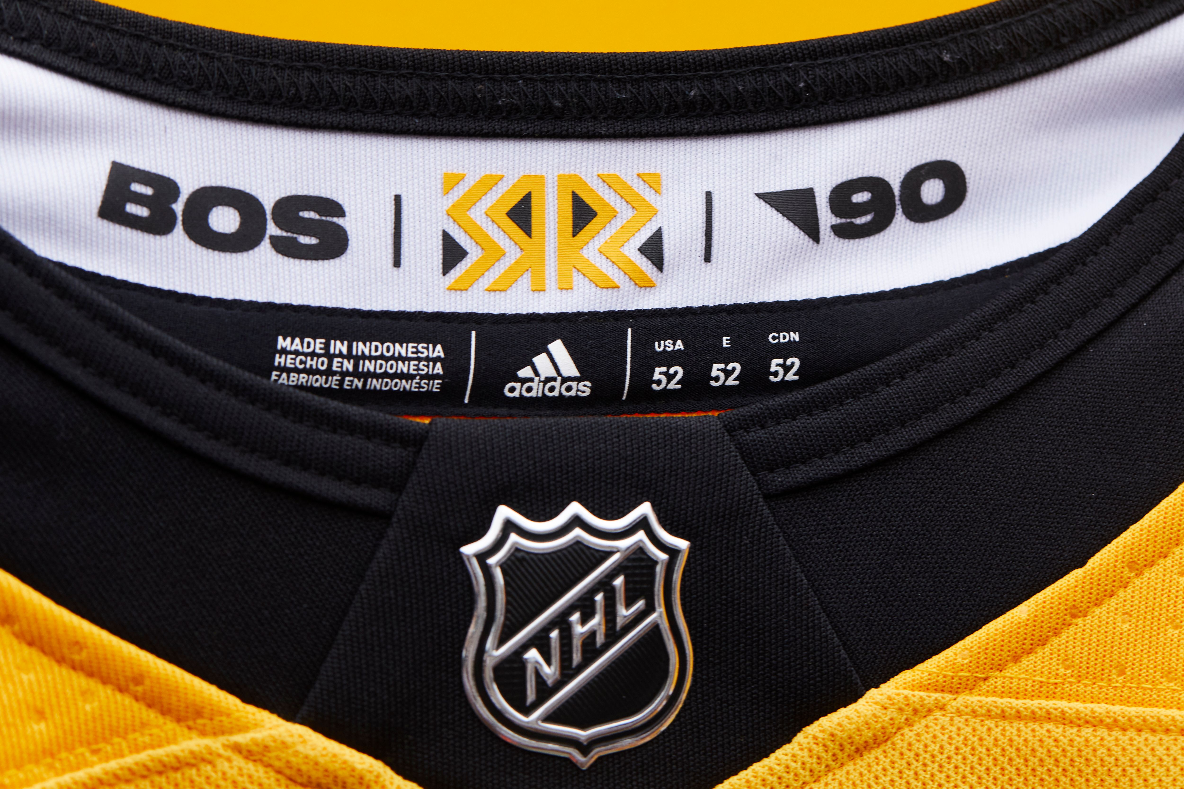 Photos: Boston Bruins unveil new retro jersey - Boston News