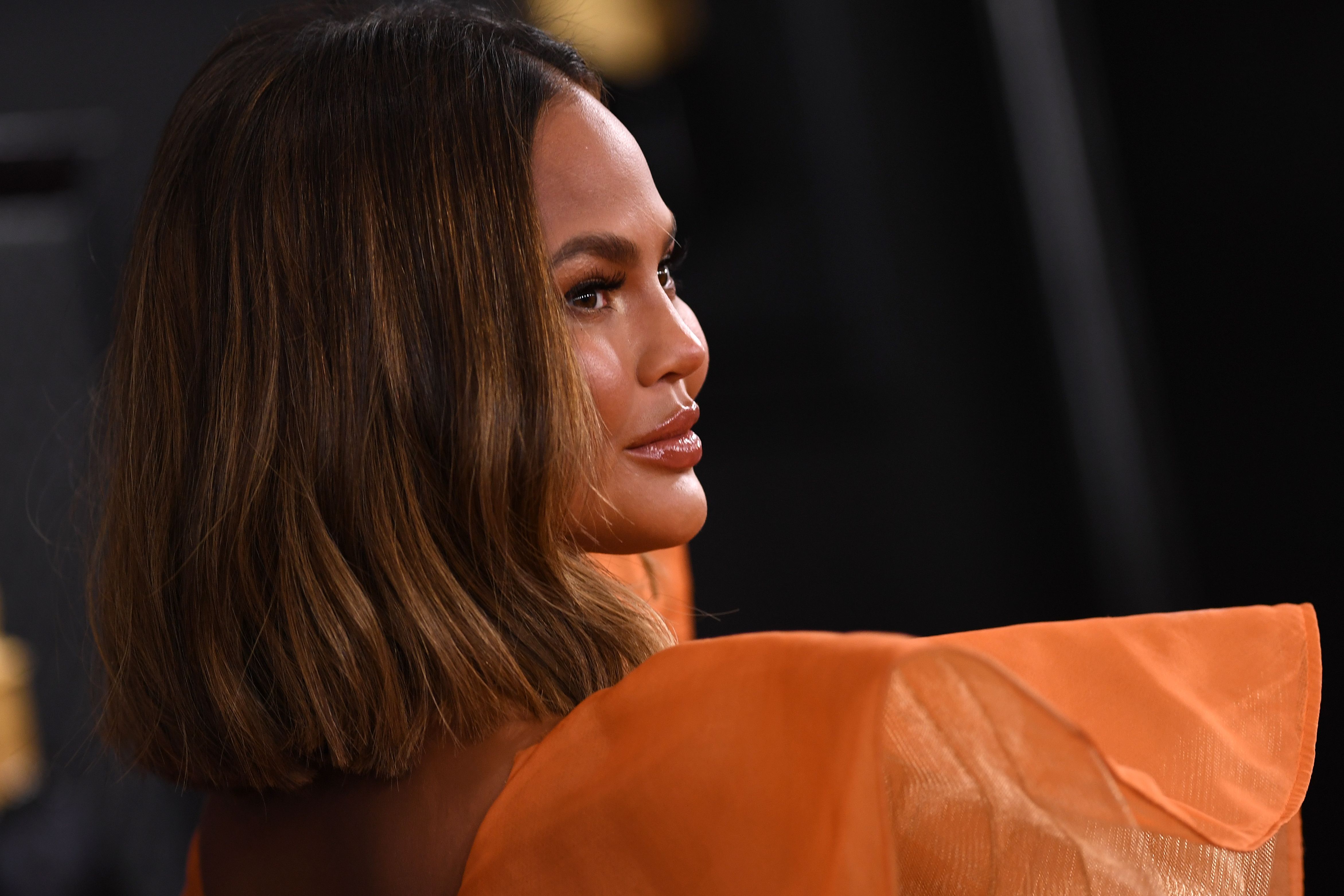 Chrissy Teigen Tells Fans Shes ‘4 Weeks Sober Boston News Weather