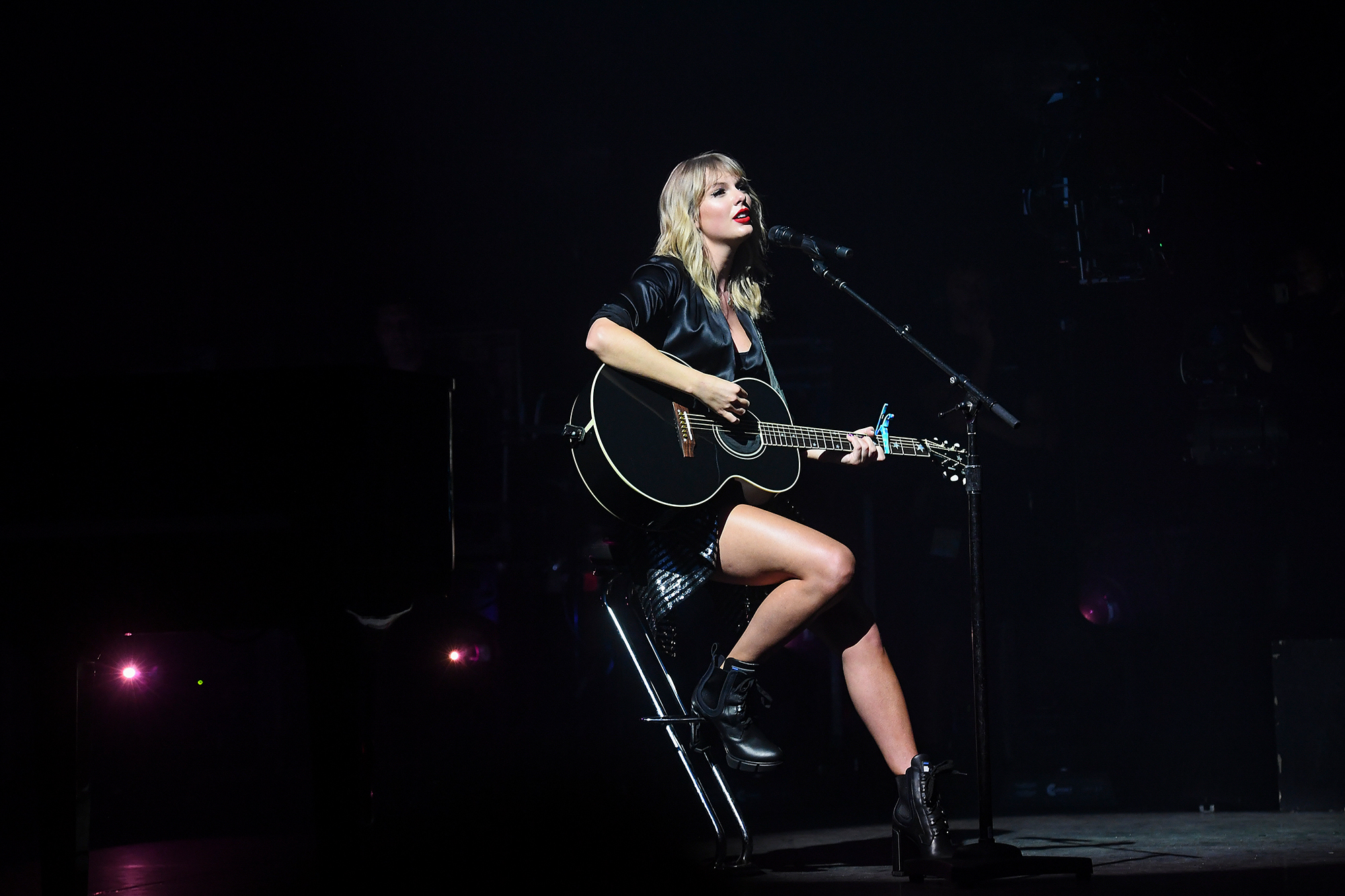 Why Taylor Swift is rerecording her songs – Boston News, Weather