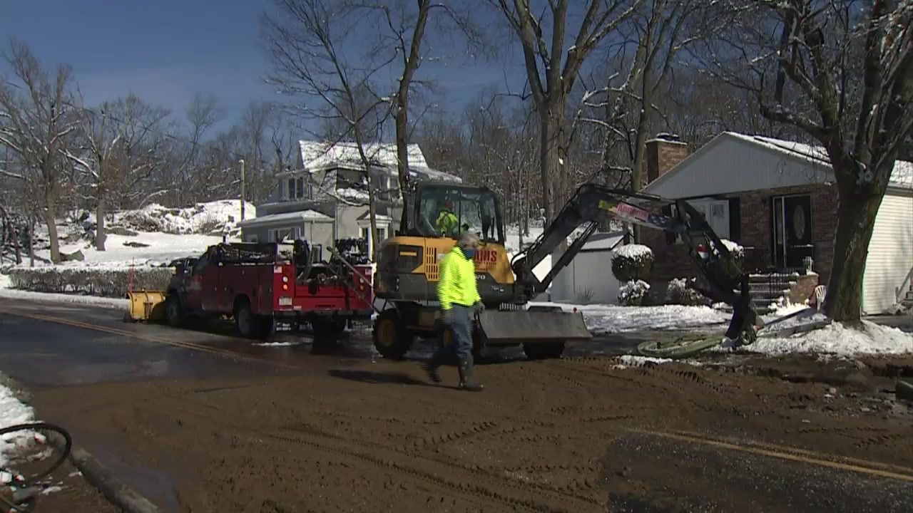 Saugus homes flooded after motorist crashes into fire hydrant - Boston ...