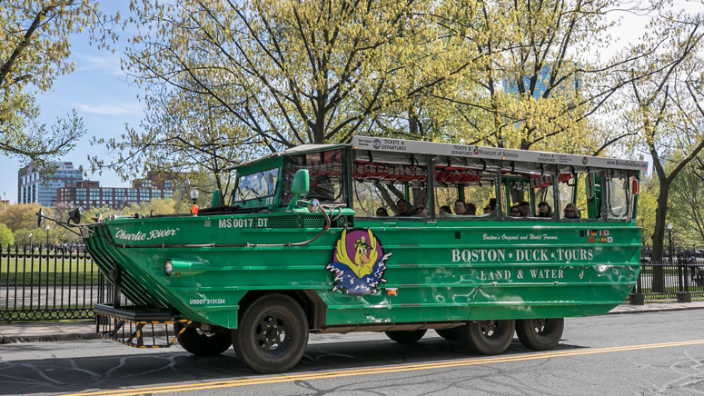 duck tours boston season
