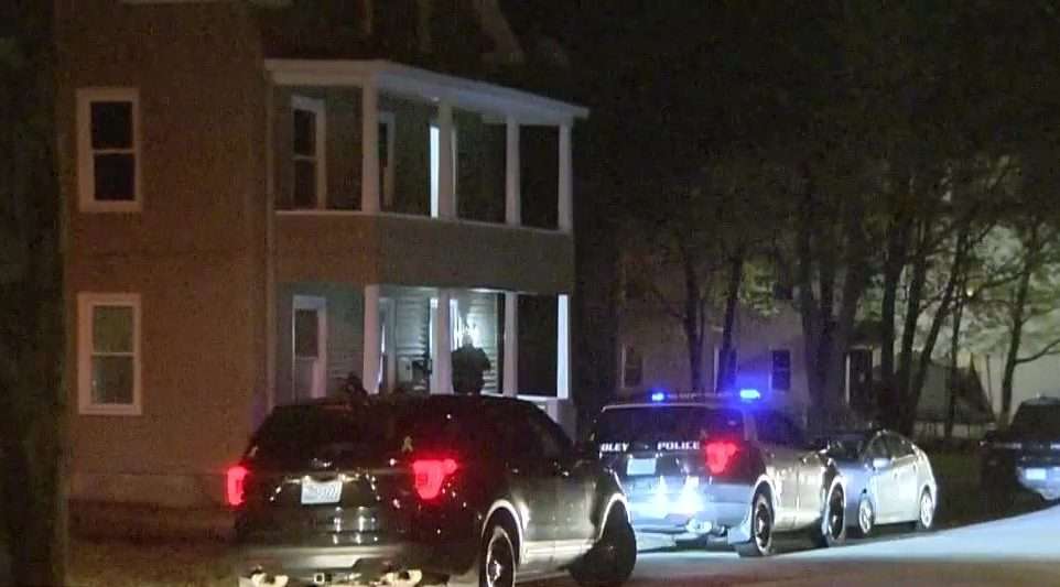 Police searching for suspects after man shot during home invasion in ...