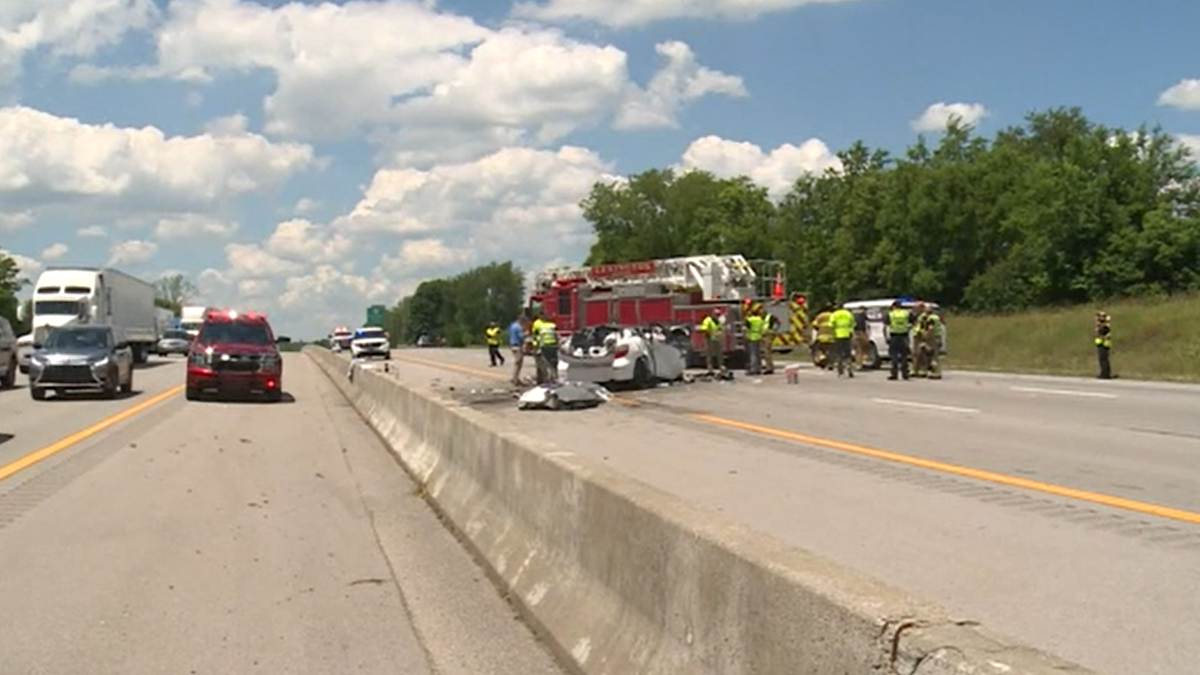 4 children among 6 killed in a fatal wrongway crash on Kentucky