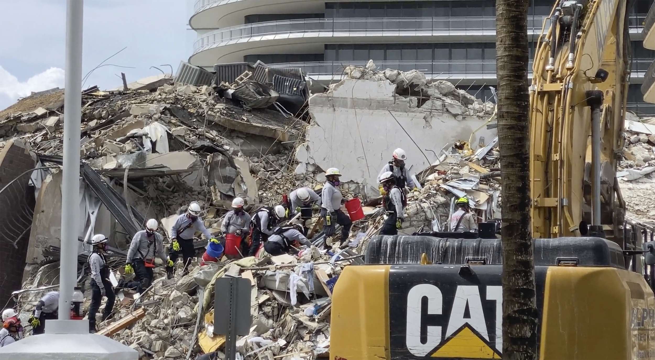 Report showed major damage before Florida condo collapse - Boston News ...