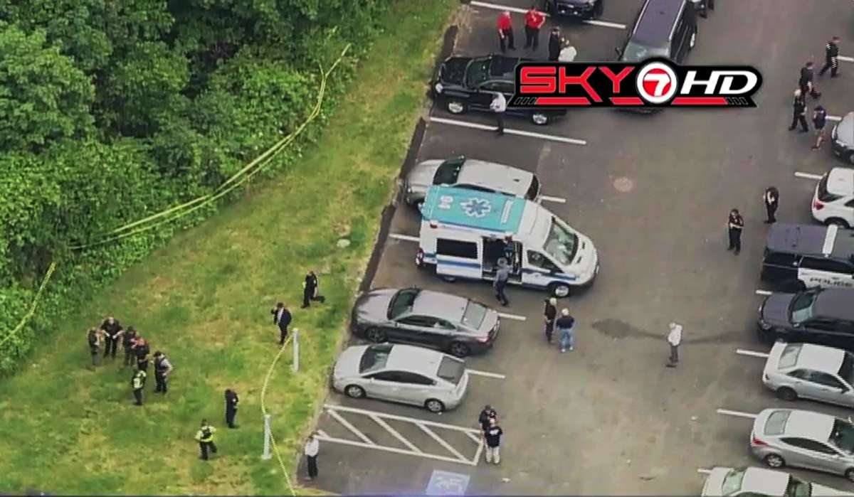 DA identifies man fatally shot by police after shooting 2 officers ...