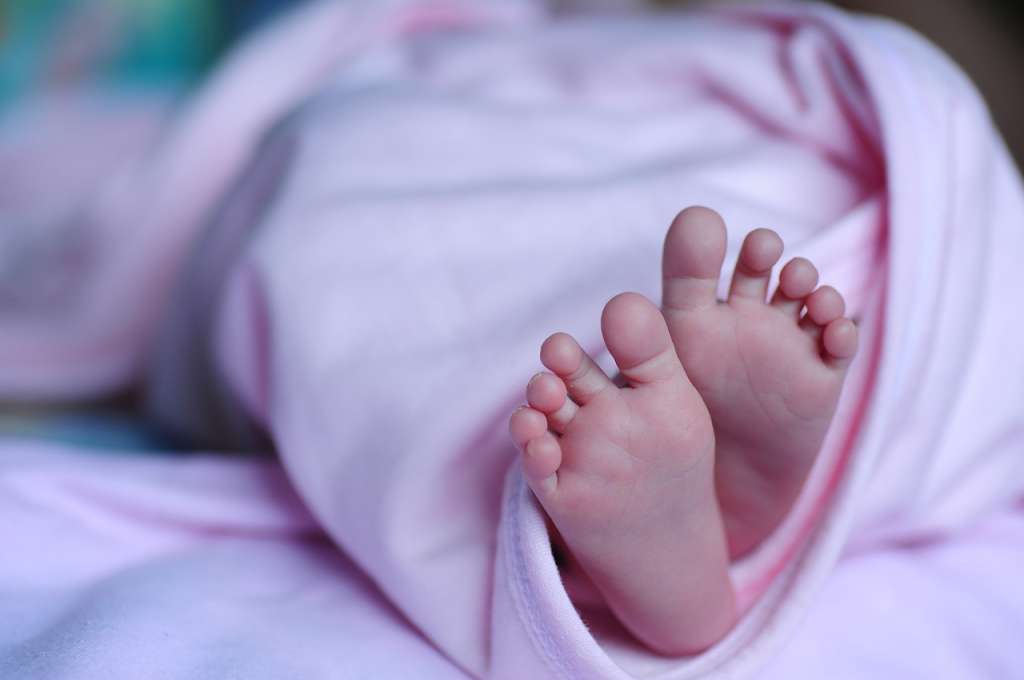 Woman reportedly gives birth to world record 10 babies ...