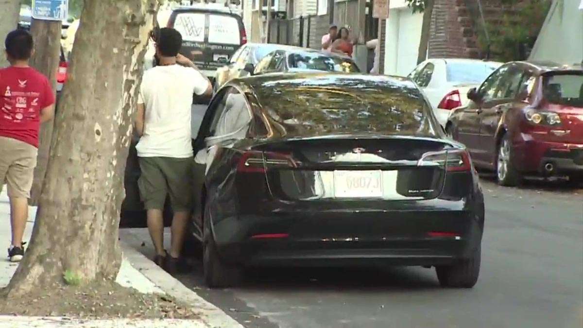 3-year-old girl rushed to hospital after being struck by car in Chelsea ...