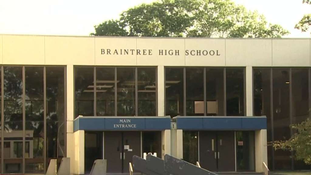 Students return to Braintree High School delayed again due to asbestos