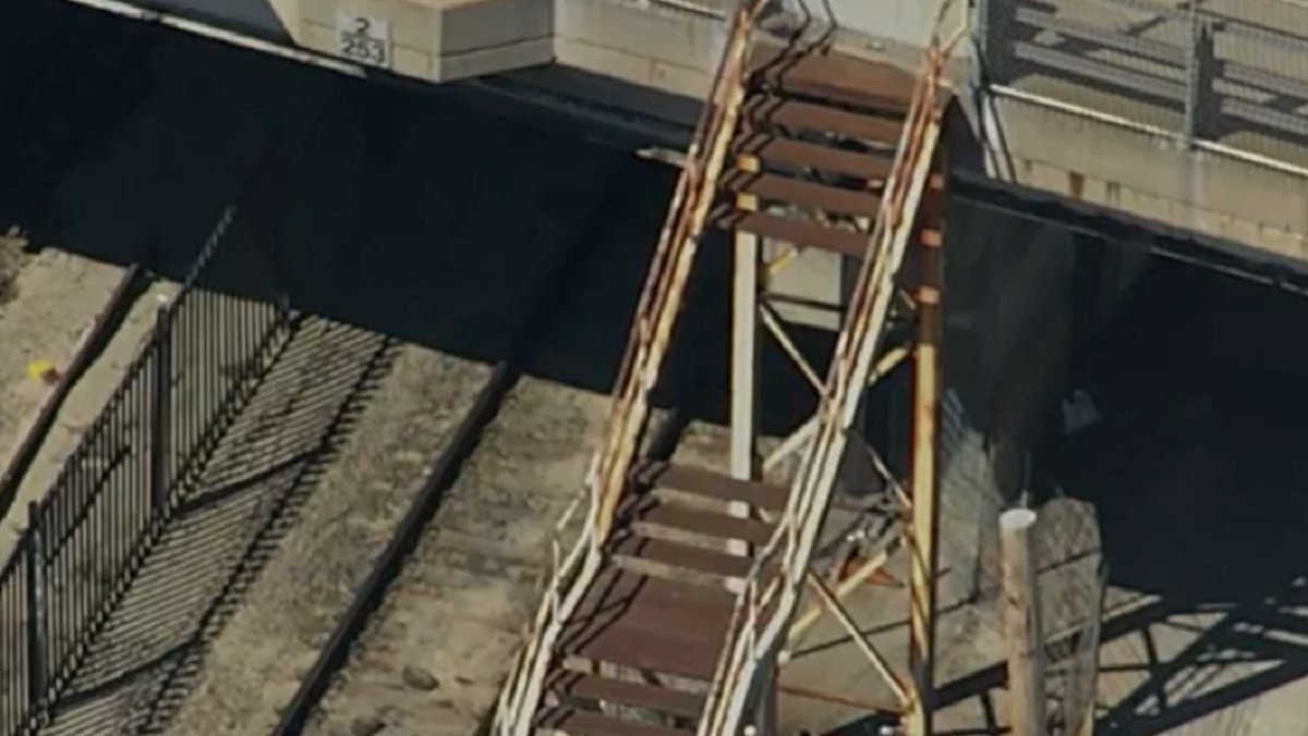 Rusted staircase near JFK/UMass station removed after Boston University