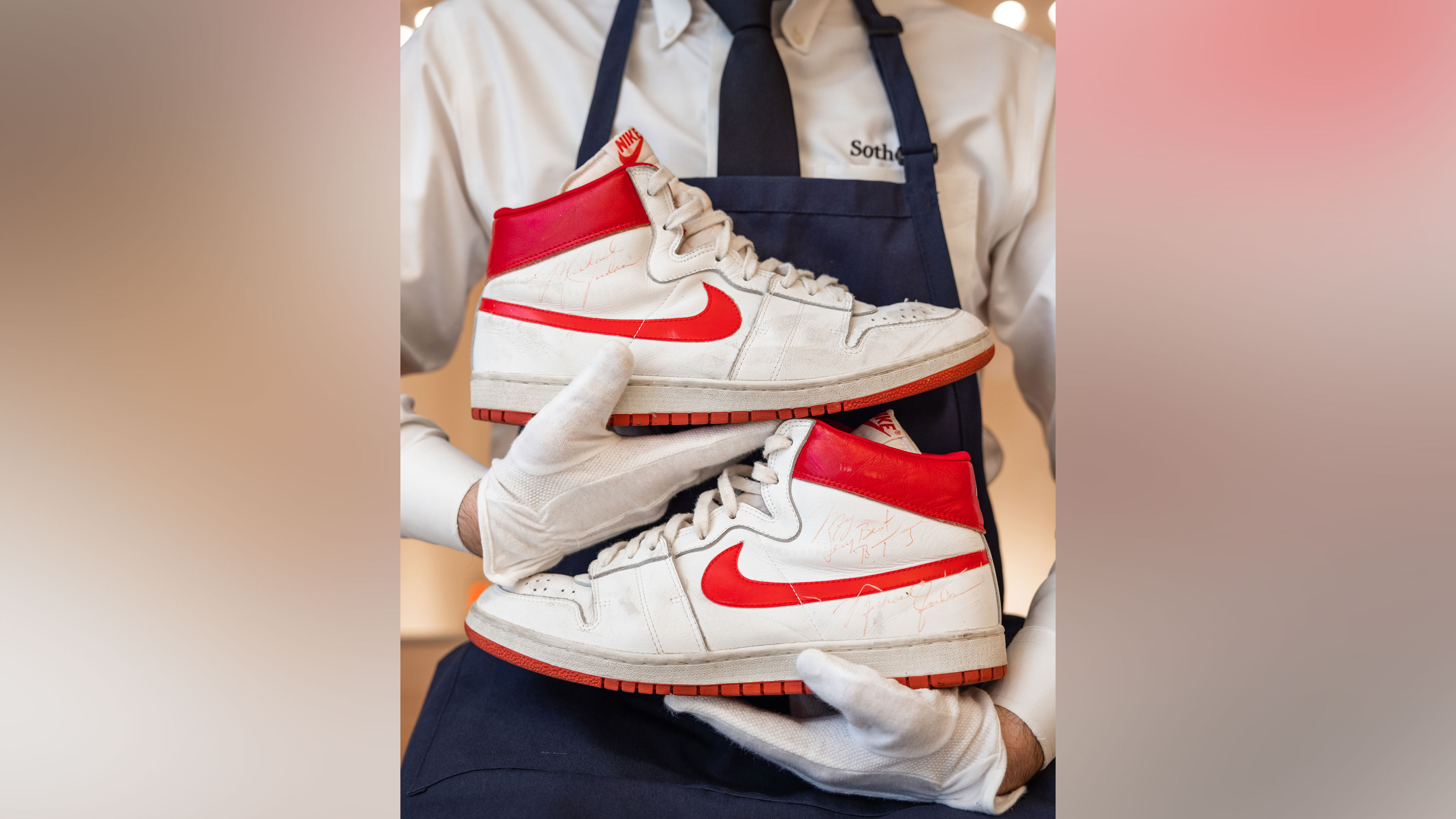 what sneakers did michael jordan wear
