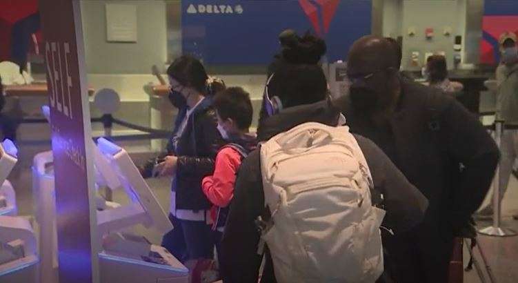 Officials: Thanksgiving air travel expected to rebound to near pre ...
