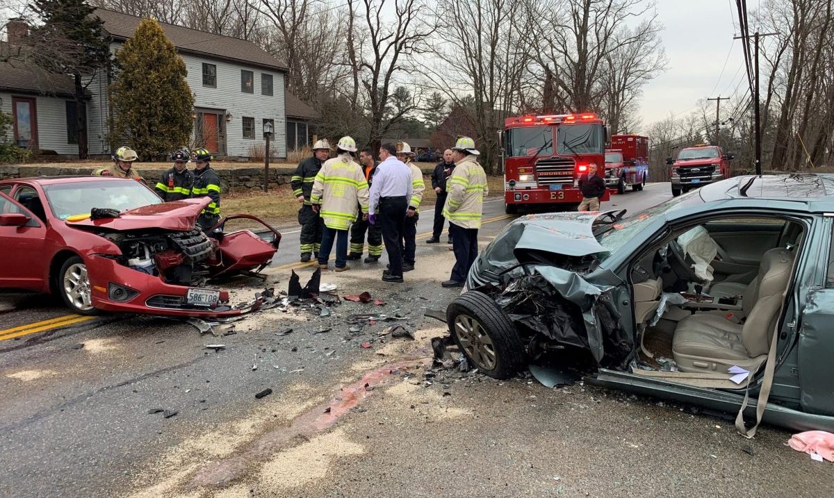 1 dead, 1 seriously injured following headon crash in Douglas Boston