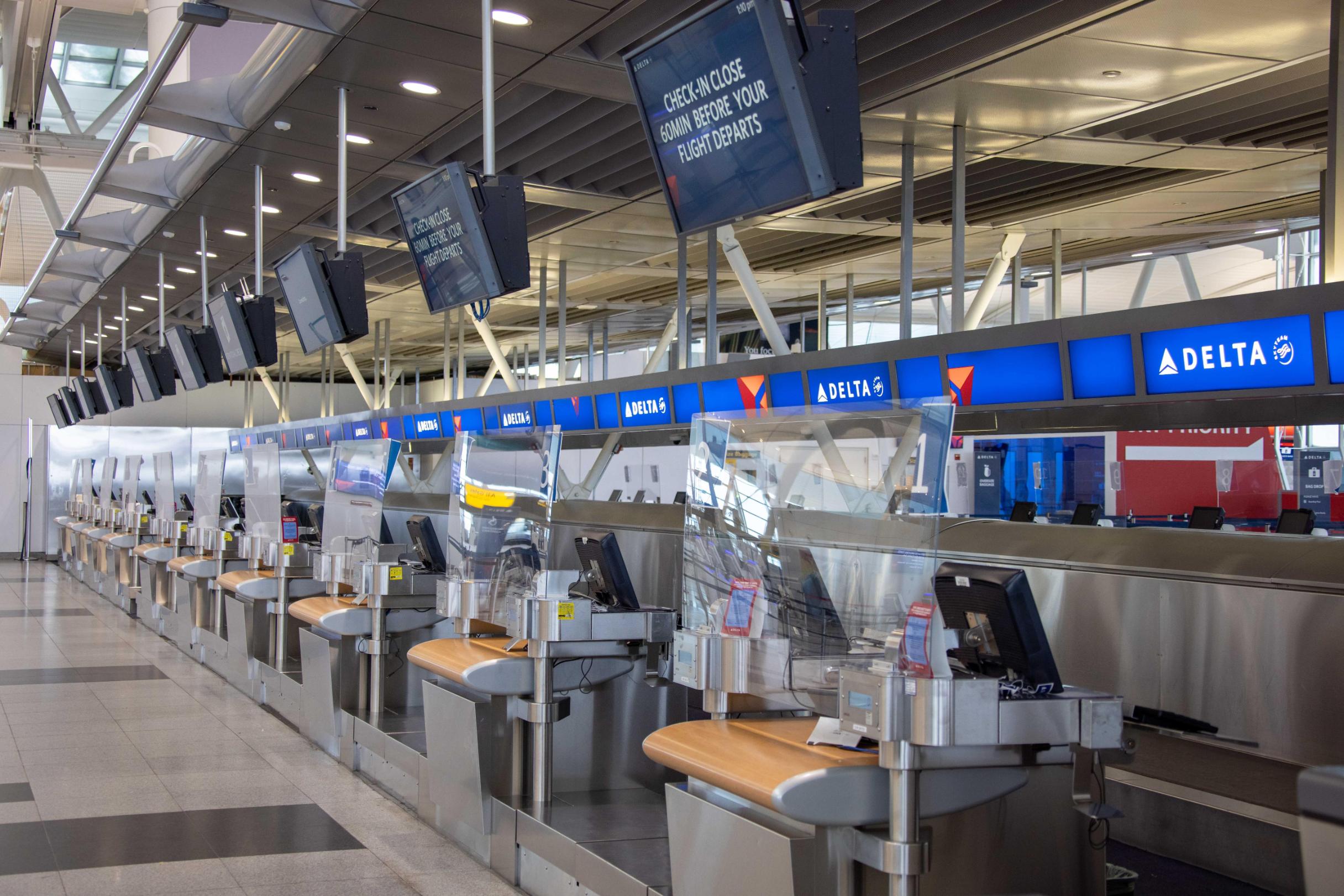 Thousands of flights canceled as massive winter storm tears across US ...