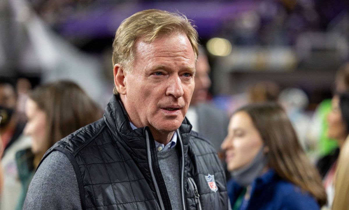 Replacement officials, kickoffs and other rule changes will be discussed at NFL’s annual meeting