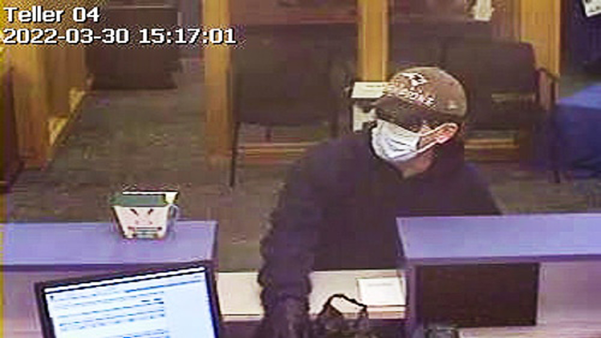 Police asking for public’s help identifying suspect in Tewksbury bank
