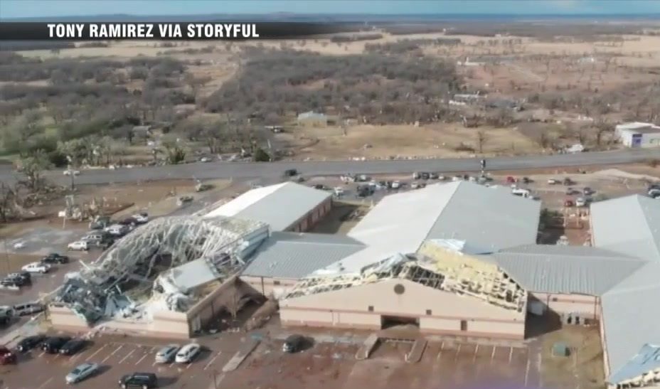 1 killed, 10 injured after tornado hits north Texas county ...
