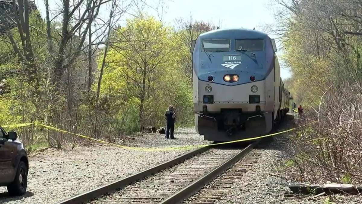 Amtrak train from Boston to Maine kills 2 people on tracks in Biddeford ...