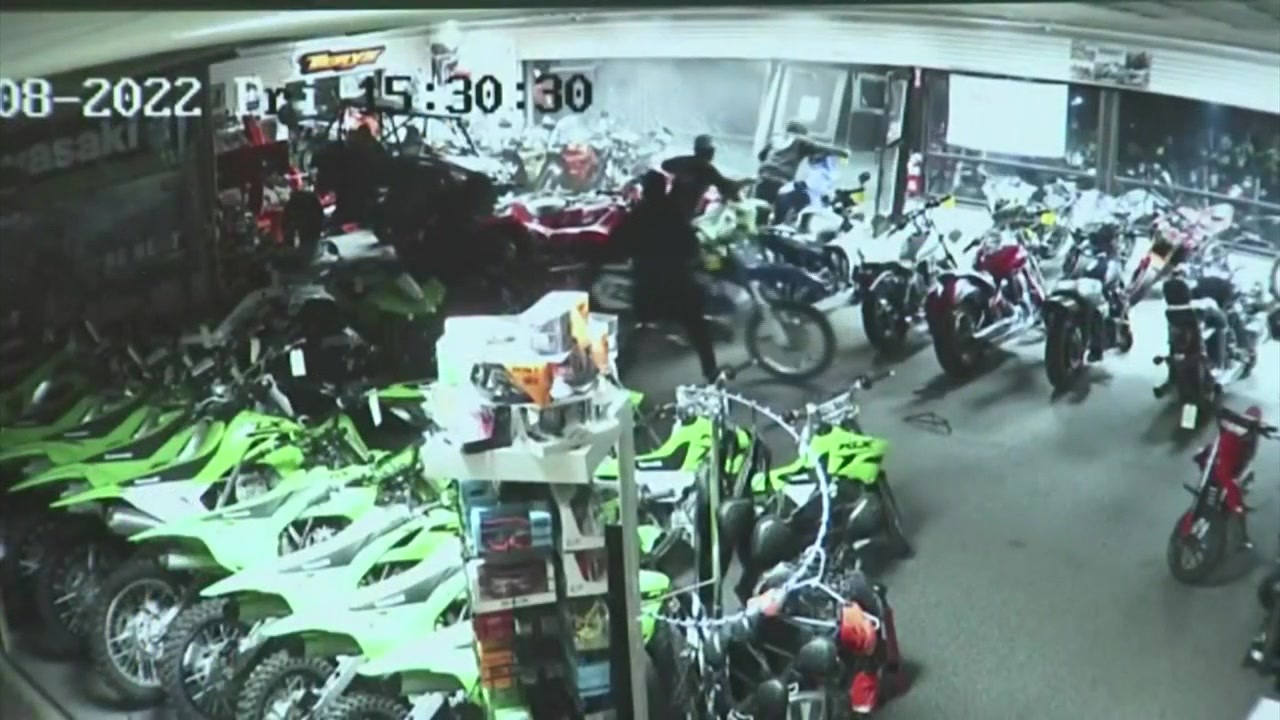 Police investigate North Reading motorbike shop breakin, string of