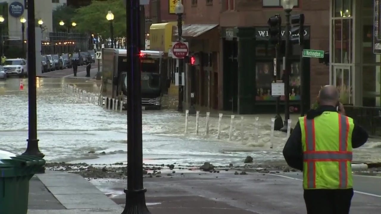 Cleanup Begins In Chinatown After Water Main Break Floods Street ...