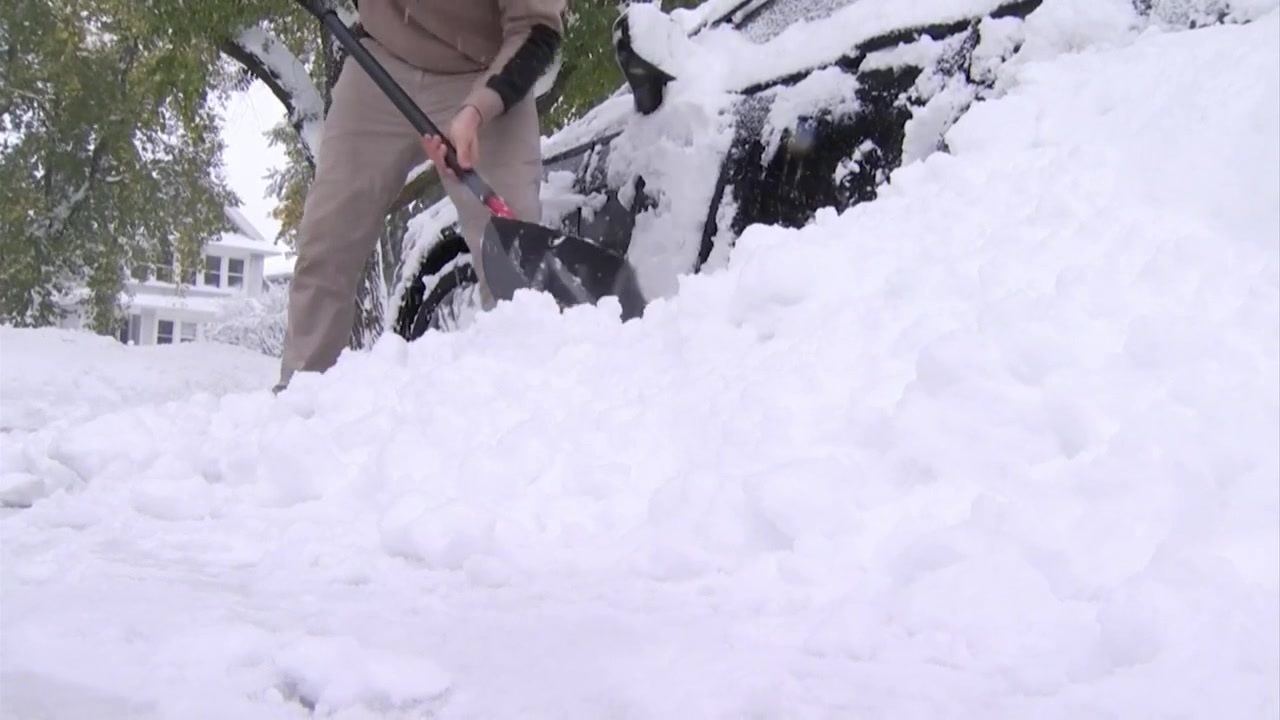 Massive Snowfall Buries Cars, Keeps Falling In Western NY - Boston News ...