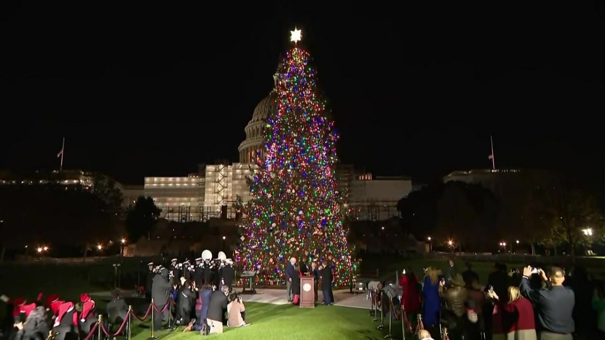 House Speaker Pelosi leads countdown to US Capitol tree lighting