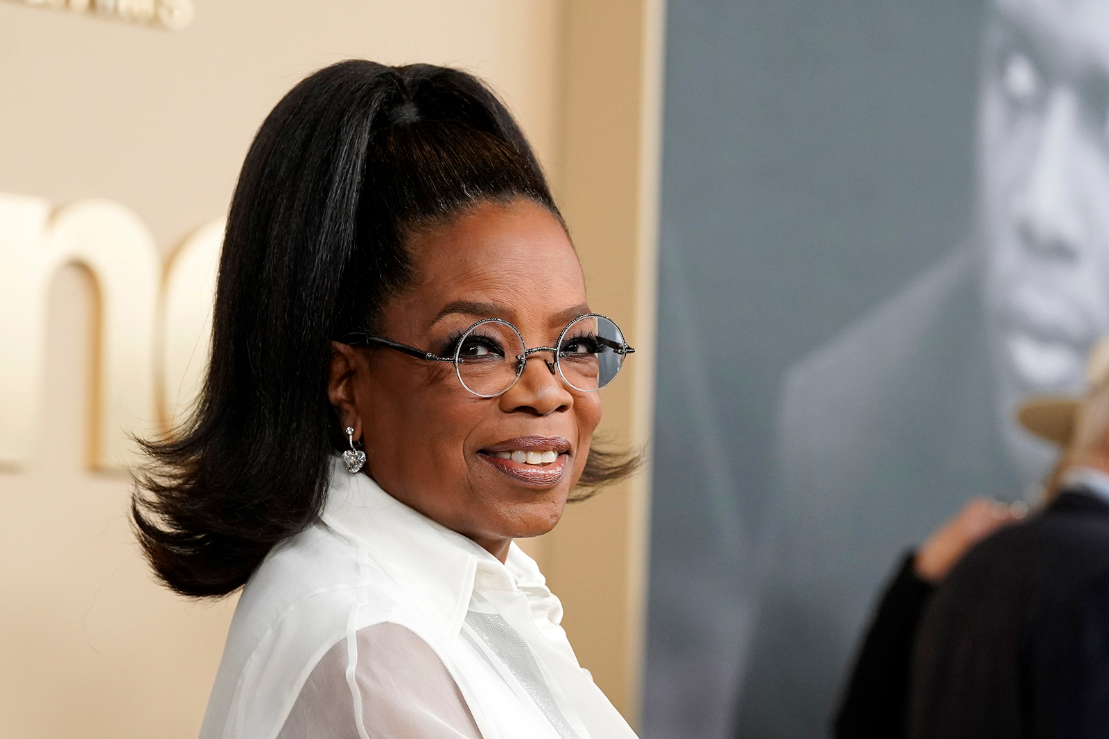Oprah Winfrey Endorses Fetterman Over Oz In Pennsylvania Senate Race 