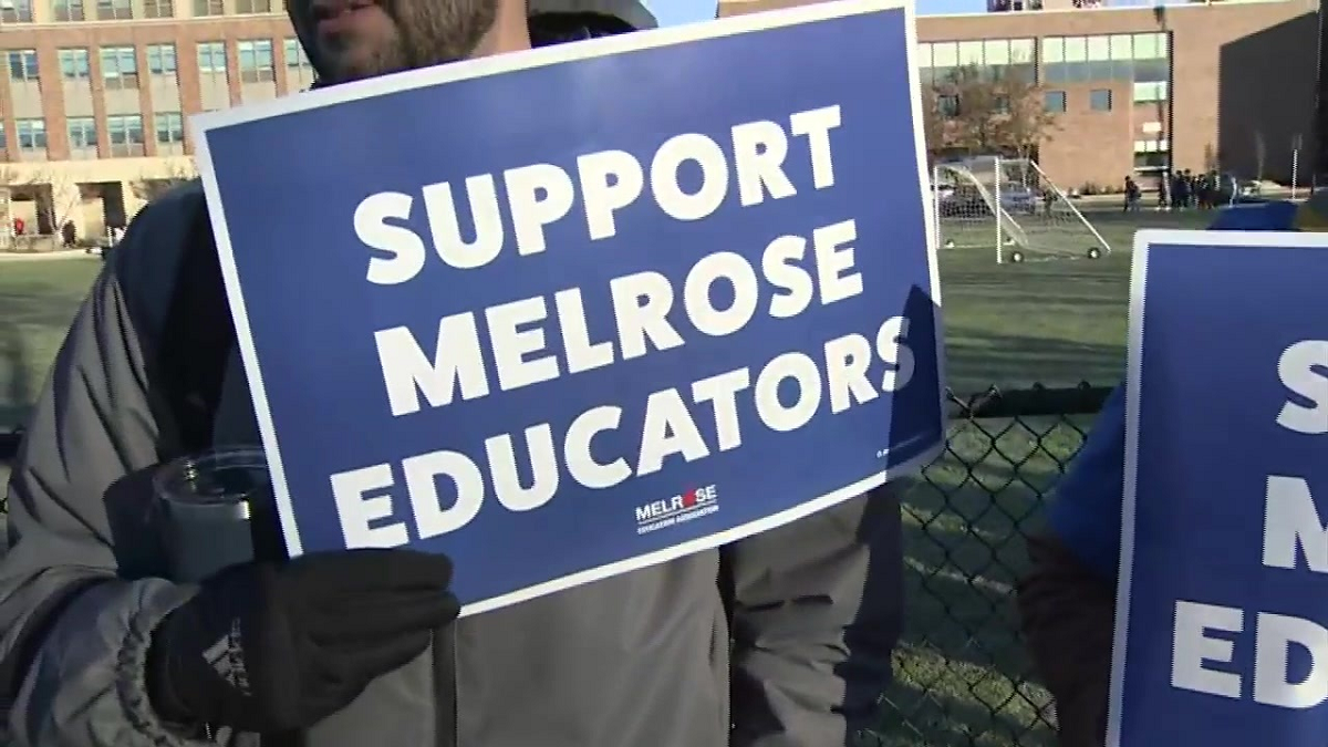 Melrose Public School teachers rally for new contract Boston News