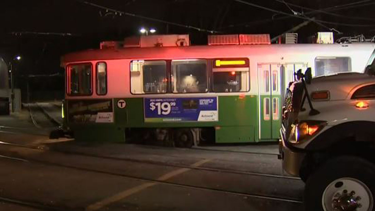 Green Line train derails near Boston College