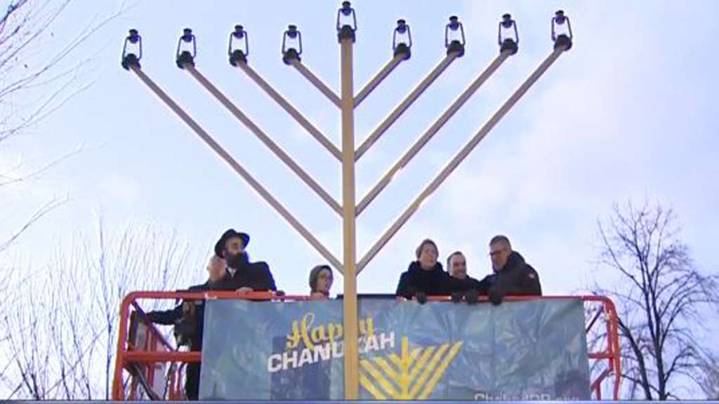 First night of Hanukkah marked with Boston Common Menorah lighting