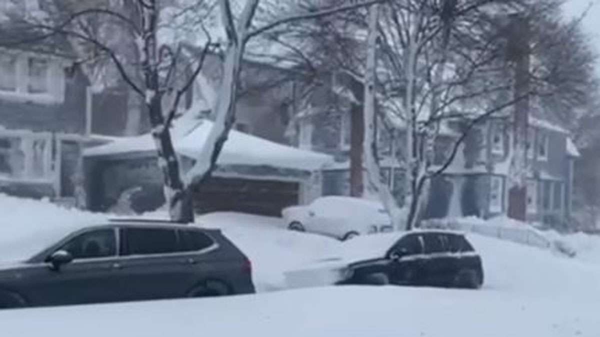 Storm death toll rises to 12 in NY - Boston News, Weather, Sports ...